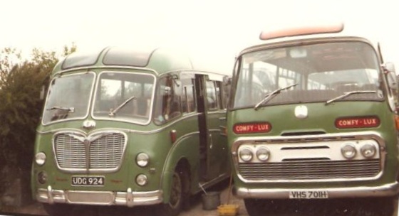 vehicles parked at Cattistock